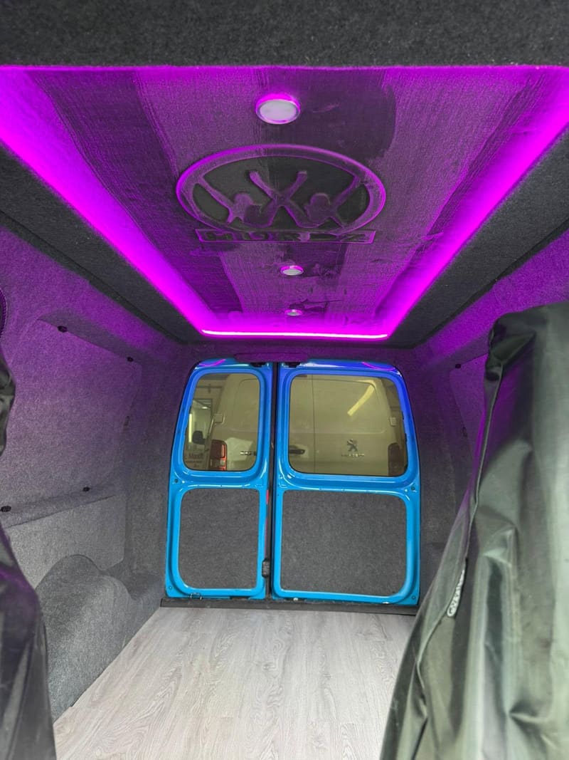 Lining and panelling detail in a VW Caddy
