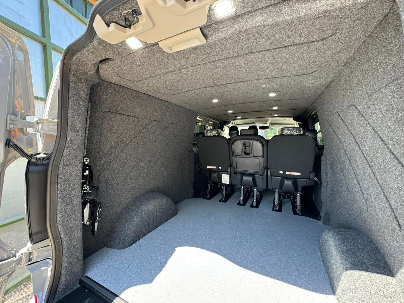 Ford Transit Custom rear bench seating in quilted leather with starlight roof